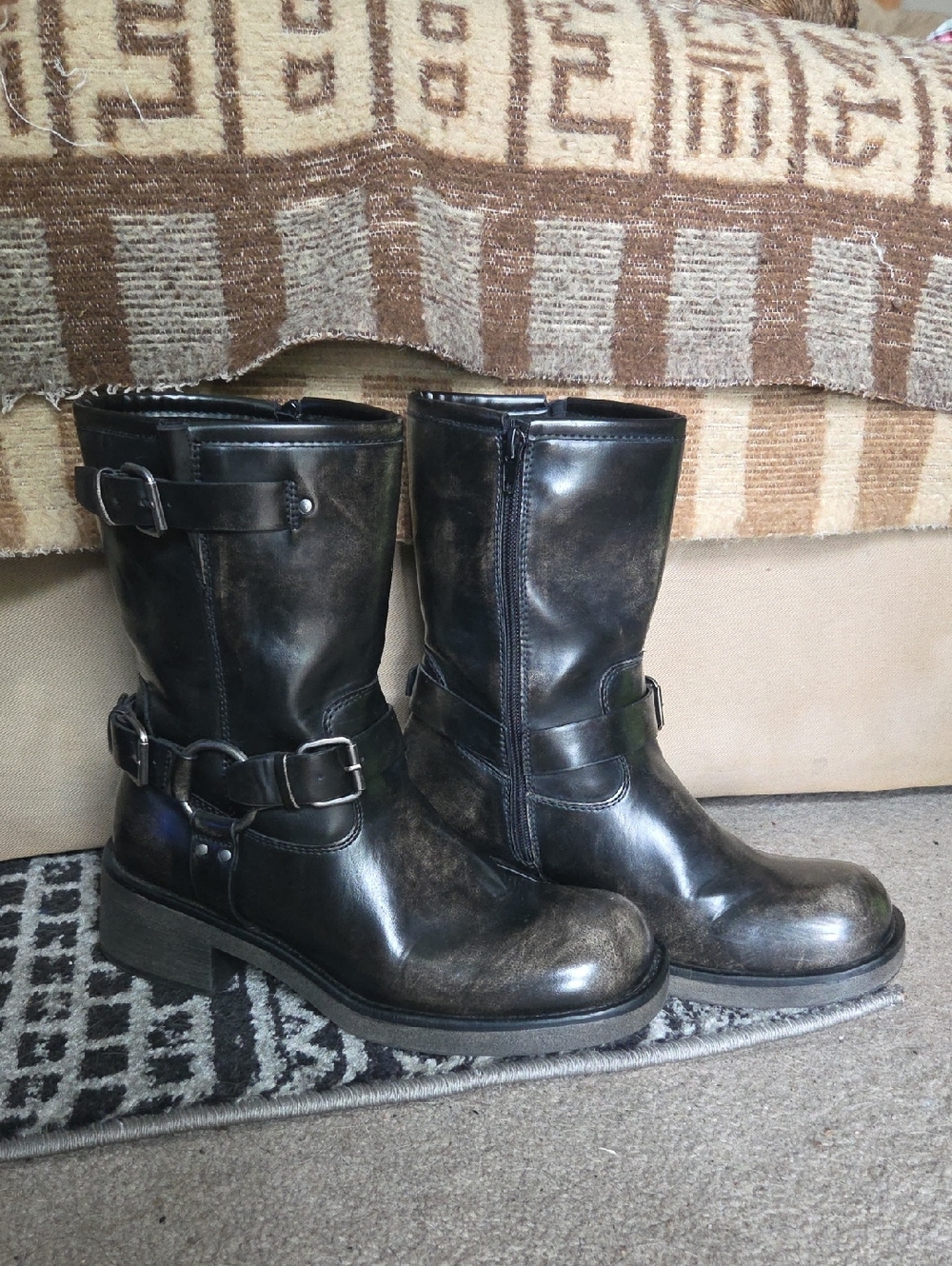 B-52 Cora Womens Mid-calf Boots - Size 8